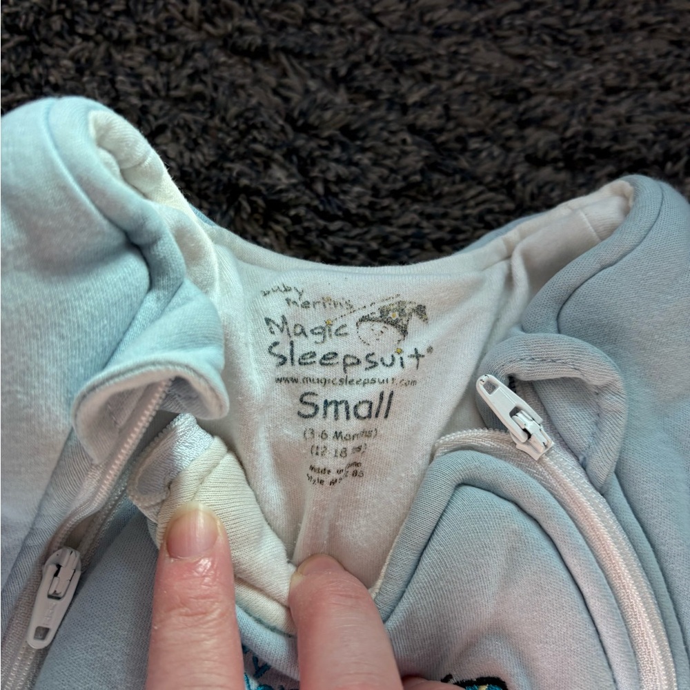 Magic Baby Sleepsuit Pajamas in Light Blue and Pale Yellow - Picture 3 of 4